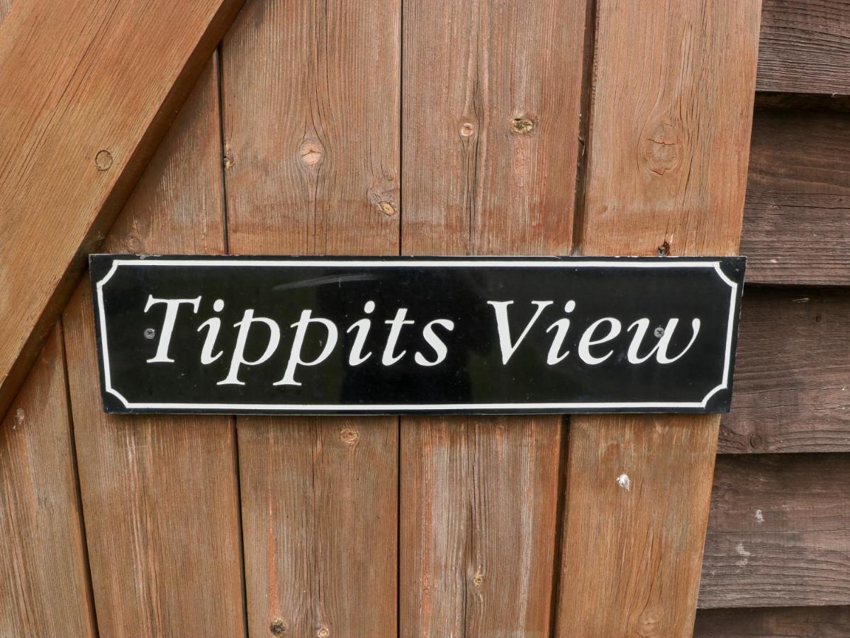 Tippets View * Pembridge