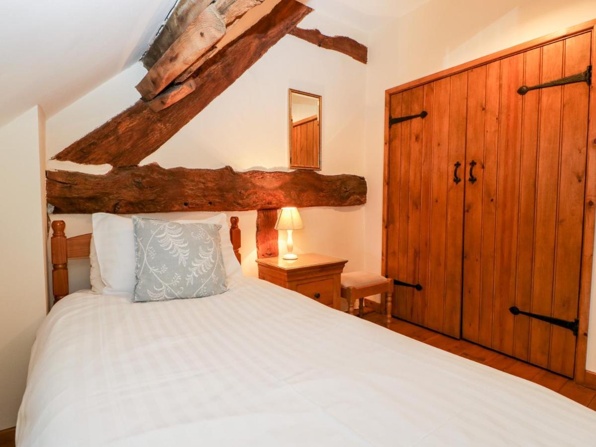 Holiday home Tippets View Pembridge